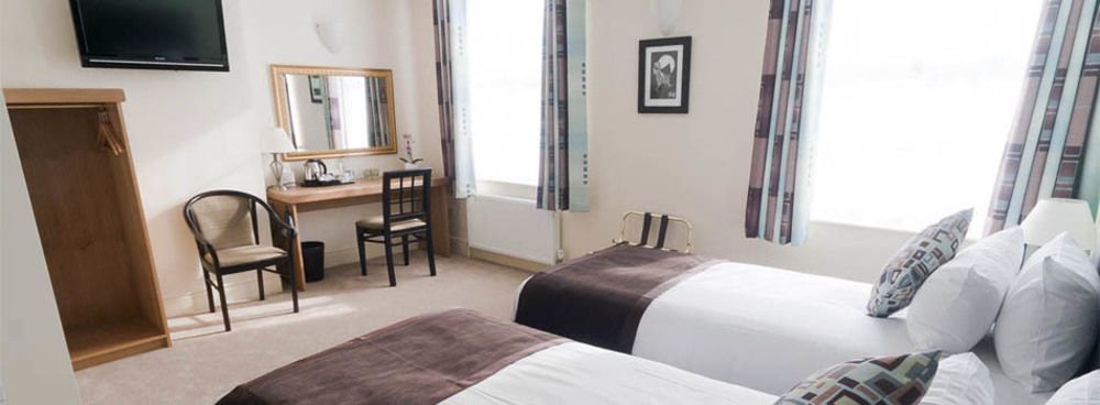 Castle Limes Hotel ウォリック エクステリア 写真
