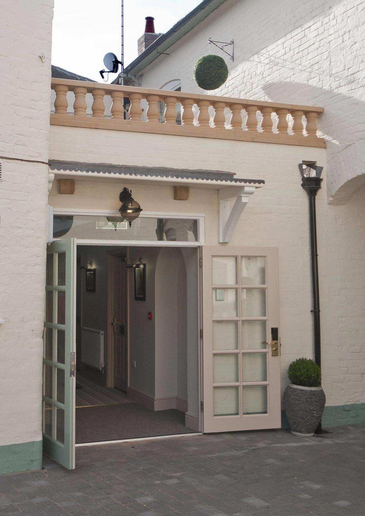 Castle Limes Hotel ウォリック エクステリア 写真